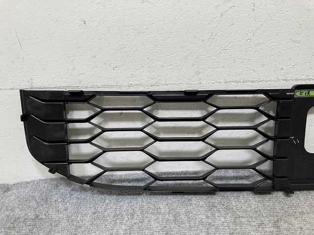 新品!eKスペース B11A 純正 後期 フロント ロア グリル 6402A472 6402A472 素地 三菱(137492)