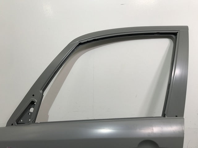 新品!SX4 YA11S/YB11S/YA41S/YB41S 左 フロント ドア 68002-80J10-X03 未塗装 スズキ(137493)