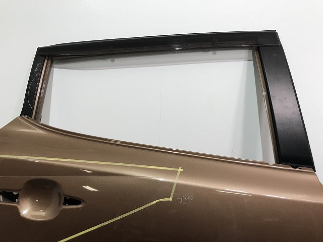 リーフ/LEAF AZE0/ZE0 純正 右 リア ドア バイザー付 シャイニーブロンズ CAH 日産(137548)