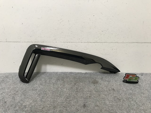 新品!7シリーズ Mスポーツ G11/G12 純正 前期 右 フロント モール/フォグトリム 51-11 8061118 8061120 51118061120 メッキ BMW(137551)