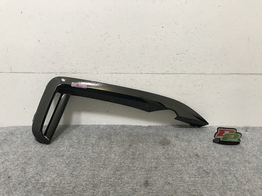 新品!7シリーズ Mスポーツ G11/G12 純正 前期 右 フロント モール/フォグトリム 51-11 8061118 8061120 51118061120 メッキ BMW(137551)