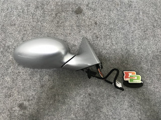新品!5シリーズ E60 純正 右 ドアミラー 8線 61.13 8381239-05 51167893394 シルバー メタリック BMW(137556)