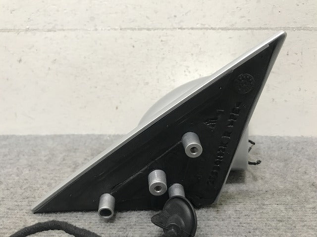 新品!5シリーズ E60 純正 右 ドアミラー 8線 61.13 8381239-05 51167893394 シルバー メタリック BMW(137556)