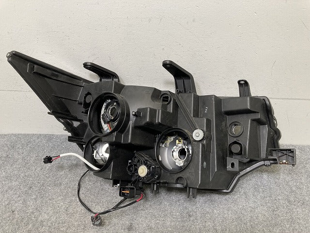 デリカD:5/D5 CV1W/CV2W/CV4W/CV5W 純正 前期 左 ヘッドライト/ランプ キセノン HID AFS無 レベライザー付 KOITO 100-87918 三菱(137561)
