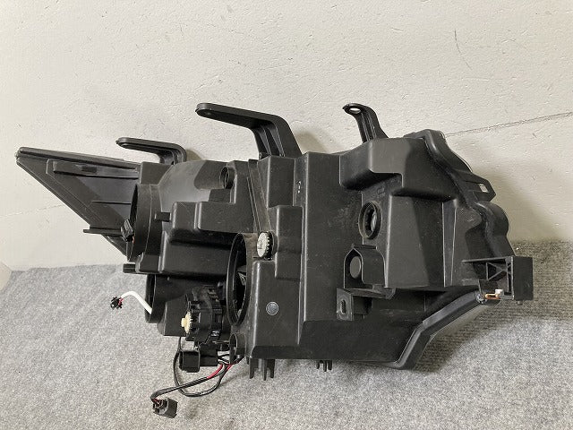 デリカD:5/D5 CV1W/CV2W/CV4W/CV5W 純正 前期 左 ヘッドライト/ランプ キセノン HID AFS無 レベライザー付 KOITO 100-87918 三菱(137561)