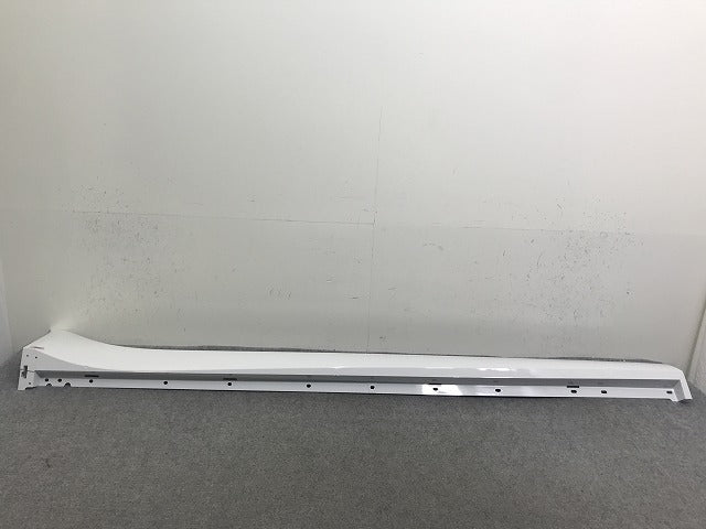 新品!XF X260 JB 純正 右 サイドステップ/サイドスカート GX63-101D56-A ホワイト ソリッド ジャガー(137568)