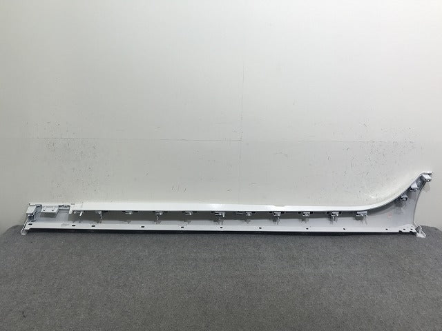 新品!XF X260 JB 純正 右 サイドステップ/サイドスカート GX63-101D56-A ホワイト ソリッド ジャガー(137568)