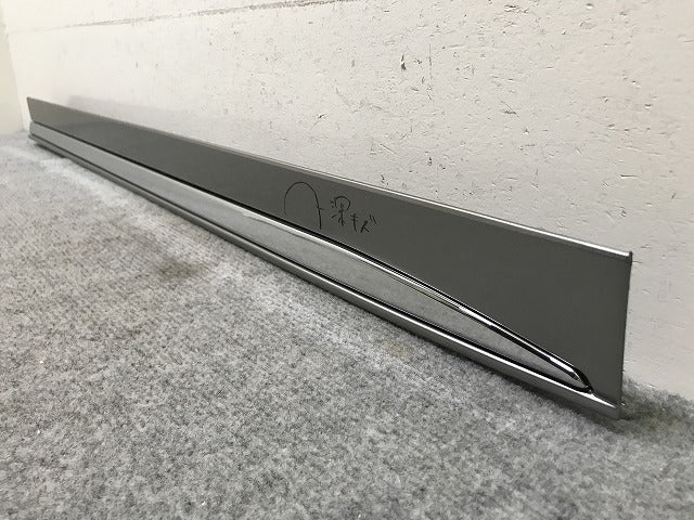 新車取り外し!LM/500h TAWH15W 純正 左 スライドドア サイドパネル 76916-V2030 ソニックチタニウム 1J7 レクサス(137591)