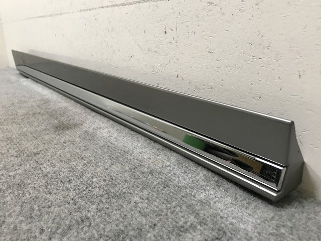 新車取り外し!LM/500h TAWH15W 純正 右 スライドドア サイドパネル 76915-V2030 ソニックチタニウム 1J7 レクサス(137592)