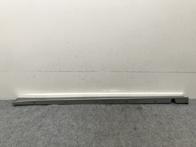 新車取り外し!LM/500h TAWH15W 純正 右 スライドドア サイドパネル 76915-V2030 ソニックチタニウム 1J7 レクサス(137592)