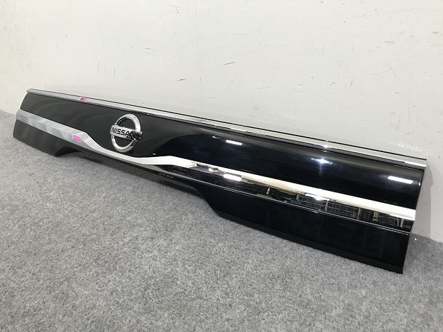 ルークス ハイウェイスター B44A/B45A/B47A/B48A 純正 リア ガーニッシュ 90810 7NG5A ブラック 日産(137636)