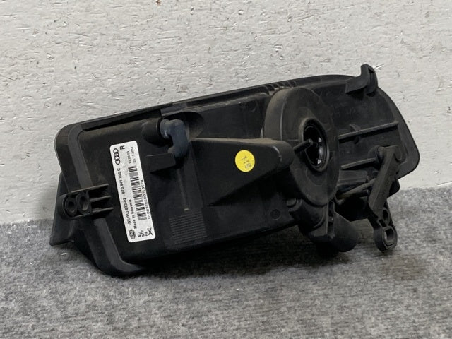 A5(B8) 8T系 純正 後期 右 フォグランプ/フォグライト ハロゲン HELLA 8T0.941.700.C/8T0941700C アウディ(137658)