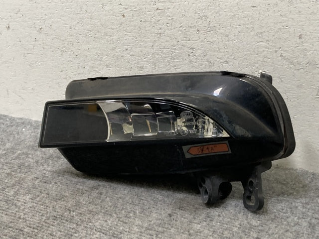 A5(B8) 8T系 純正 後期 左 フォグランプ/フォグライト ハロゲン HELLA 8T0.941.699.C/8T0941699C アウディ(137659)