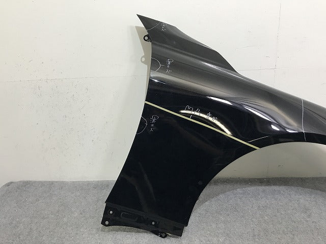 マークX 120系/GRX120/GRX125/GRX121 純正 右 フロント フェンダー ブラック 202 トヨタ(137672)
