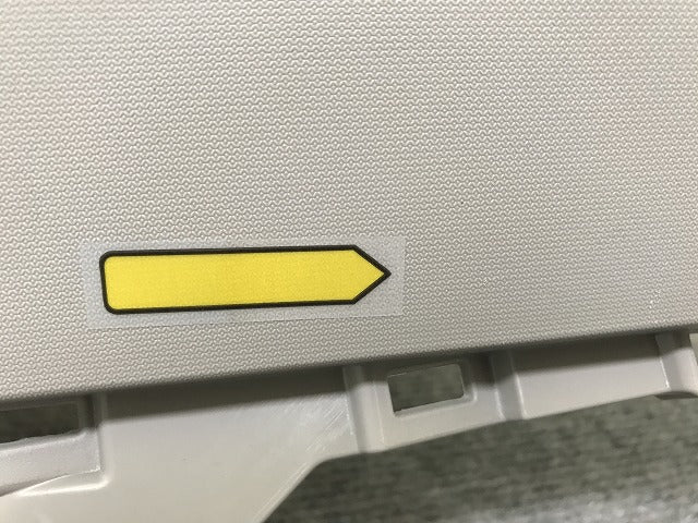 RAV4 MXAA52/MXAA54/AXAH52/AXAH54 純正 右 リア Cピラートリム/ルーフサイドインナーガーニッシュ 62470-42170 62470-42170-B0(137701)