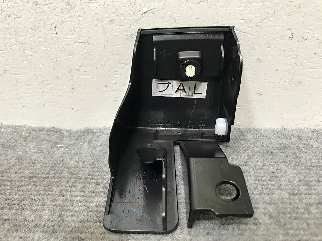 新品!アルファード/ヴェルファイア 30系/AGH30W/AGH35W/GGH30W/GGH35W/AYH30W 純正 左フロントドア プロテクター 76902-58050 202(137705)