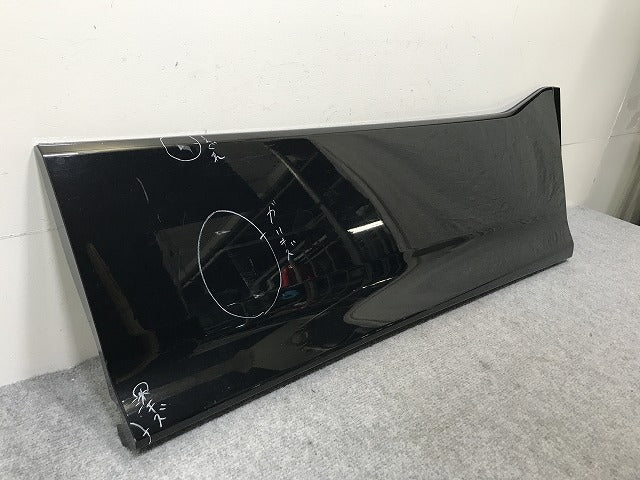 ヴォクシー/ノア Si/ZS 80系/ZRR80W/ZRR85W/ZWR80W 純正 右 フロント ドア サイドパネル 76903-28160/76913-28130 ブラック 202(137765)