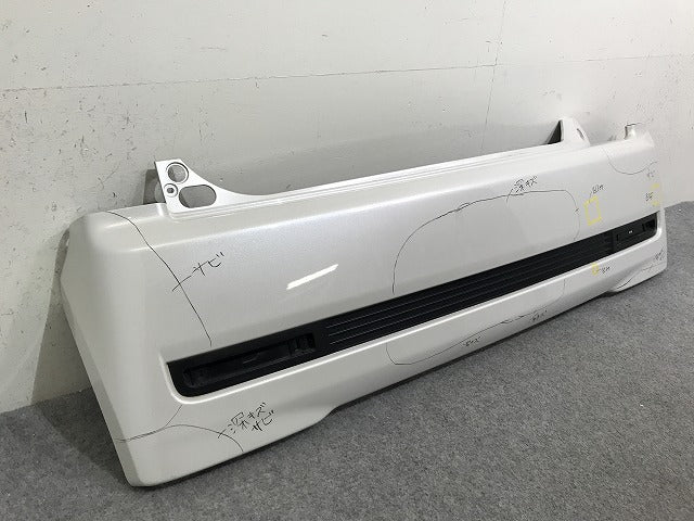 ムーヴ カスタム L175S/L185S 純正 リア バンパー 52159-B2290 パールホワイトIII W24 ダイハツ(137793)