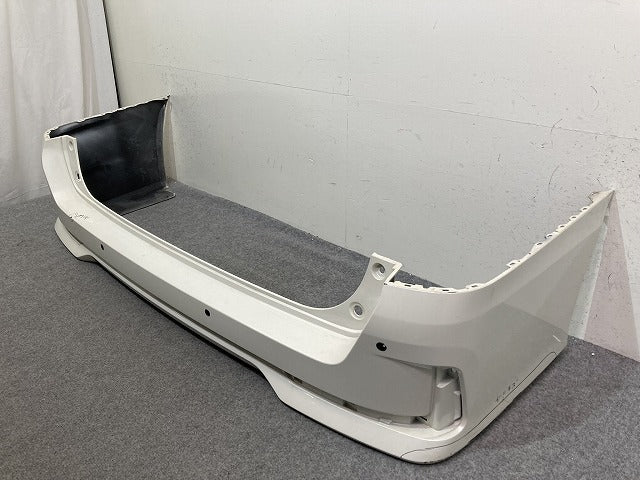 セレナ/ハイウェイスター C27/GFC27/GFNC27 e-POWER/HFC27 純正 後期 リア バンパー 85022 5TT6H ブリリアントホワイトパール QAB(137885)