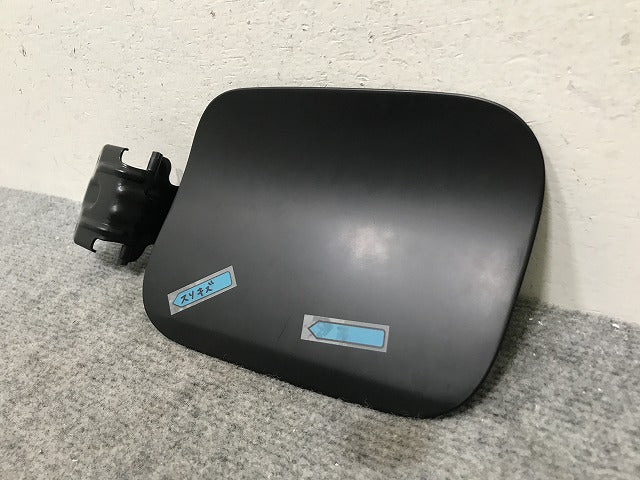 新品!プリウス 50系/ZVW50/ZVW51/ZVW55 純正 フューエルリッド/給油口カバー/フタ/蓋 69A 77350-47060 未塗装 トヨタ(137887)