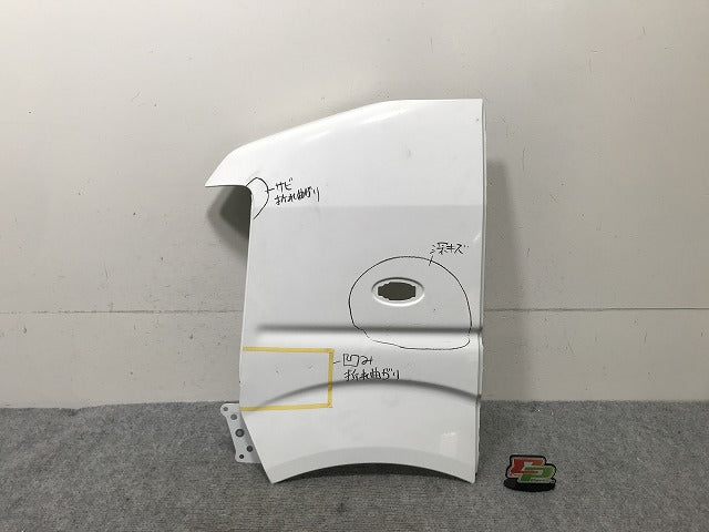 エブリィ/スクラム/ワゴン/NV100クリッパーリオ/タウンボックス DA64W/DR64W/DG64W/DS64W 純正 左 フロント フェンダー ホワイト(137916)
