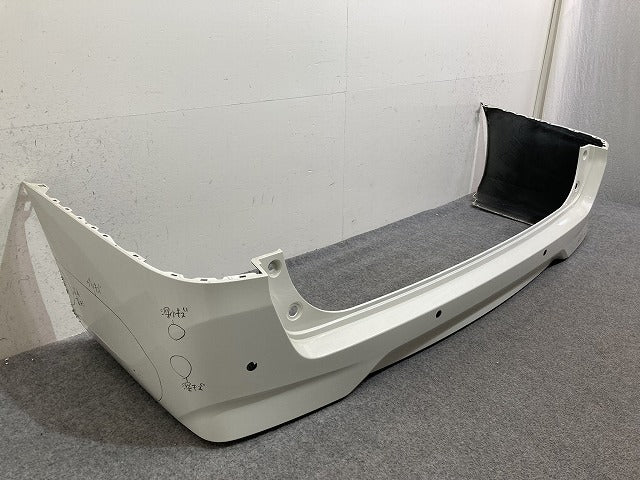 セレナ XV/X/G C27/GC27/GNC27 e-POWER/HC27 純正 後期 リア バンパー 85022 5TT0H ブリリアントホワイトパール QAB 日産(137929)