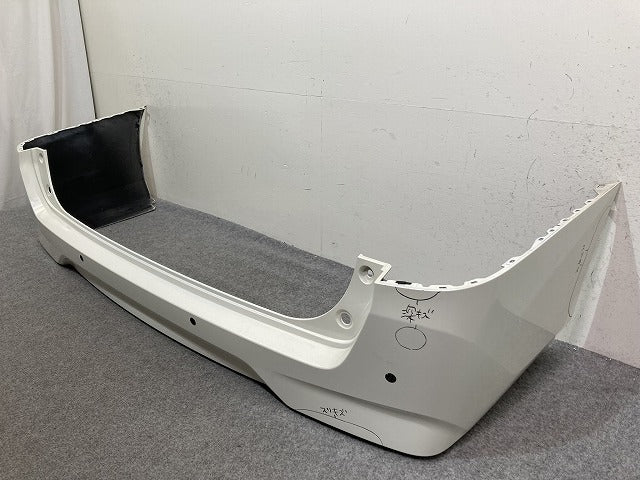 セレナ XV/X/G C27/GC27/GNC27 e-POWER/HC27 純正 後期 リア バンパー 85022 5TT0H ブリリアントホワイトパール QAB 日産(137929)