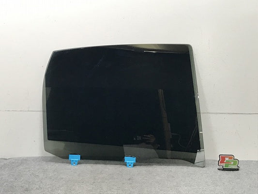 オーラ/AURA FE13/FSNE13 純正 右 リア ドア ガラス 日産(137933)
