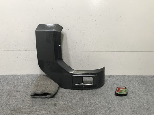 デリカミニ B34A/B35A/B37A/B38A 純正 左 フロント バンパーガーニッシュ 62081 7NL0A ガンメタ 三菱(137948)