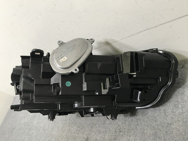 ジャンク!X1 F48 純正 後期 左 ヘッドライト/ランプ LED VALEO 63.11-7472251-06/90178481ZJ06 BMW(138043)