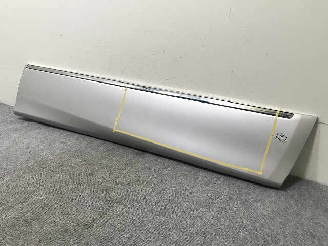エルグランド ハイウェイスター E52/PE52/PNE52/TE52/TNE52 純正 右 フロント サイドパネル 80870 1JB0A シルバーメタリック 日産(138063)