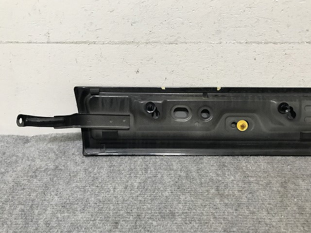 セレナ ハイウェイスター/S/X/G/XV/C27/GFC27/GFNC27/GC27/GNC27 e-POWER/HC27/HFC27 純正 右 スライドドア レールカバー G41 日産(138068)