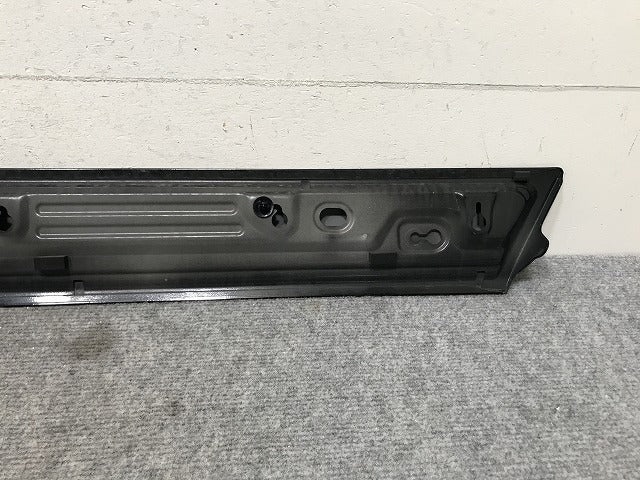セレナ ハイウェイスター/S/X/G/XV/C27/GFC27/GFNC27/GC27/GNC27 e-POWER/HC27/HFC27 純正 右 スライドドア レールカバー G41 日産(138068)