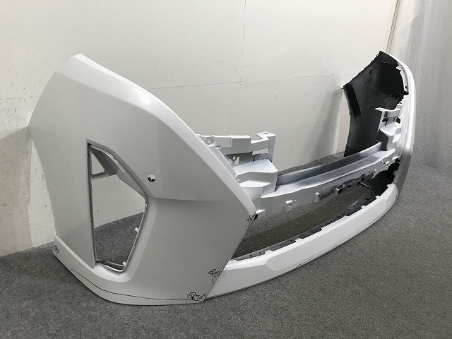 セレナ/ハイウェイスター C28/FC28/FNC28 e-POWER/オーテック/ルキシオン/GFC28 純正 フロント バンパー 62022 7DF0H QBE 日産(138071)