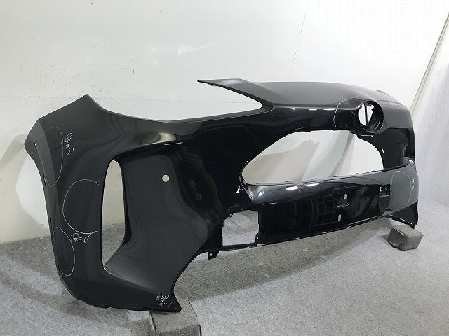 ヤリスクロス MXPB10/MXPB15 ハイブリッド/MXPJ10/MXPJ15 純正 フロント バンパー 52119-52E00/10/20 ブラックマイカ 209 トヨタ(138076)