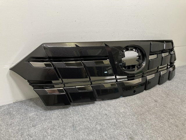 新車取り外し!アルファード 40系/AGH40W/AGH45W AAHH40W/AAHH45W 純正 フロントグリル/ラジエーターグリル カメラ穴付 53111-V2010(138081)