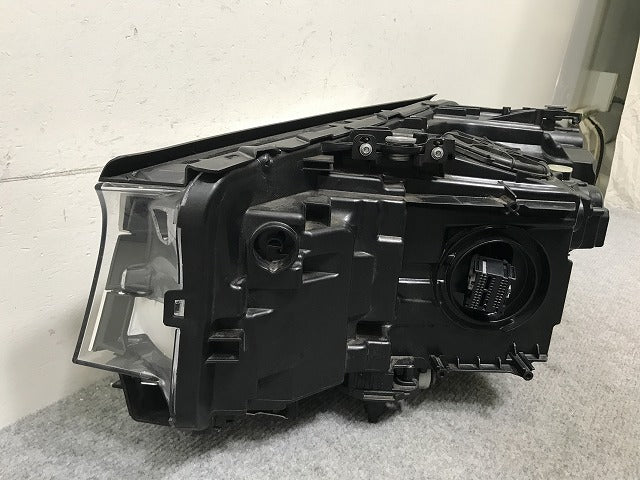 ジャンク!5シリーズ G30/G31 純正 右 ヘッドライト/ランプ LED 7 214 964-03/7214964-03 BMW(138105)