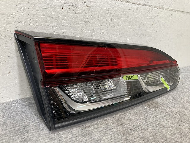 カローラ クロス ZSG10/MXGA10 ZVG11/ZVG15/ZVG13/ZVG16 純正 左 フィニッシャーランプ/テールランプ LED 刻印JL HASCO 16-181(138113)