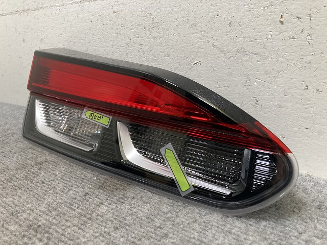 カローラ クロス ZSG10/MXGA10 ZVG11/ZVG15/ZVG13/ZVG16 純正 左 フィニッシャーランプ/テールランプ LED 刻印JL HASCO 16-181(138113)