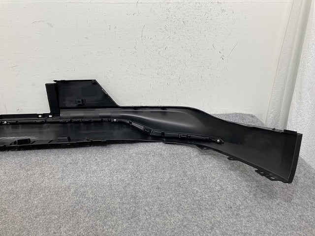 新車取り外し!クラウン クロスオーバー AZSH35 RS/TZSH35 純正 リア スポイラー 52169-30320/30 素地 トヨタ(138122)