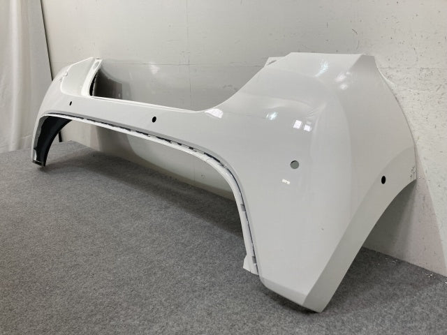 ヤリス KSP210/MXPA10/MXPA15 HV/MXPH10/MXPH15 MXPH14/MXPH17 純正 リア バンパー 52159-K0010 スーパーホワイトII 040 トヨタ(138141)