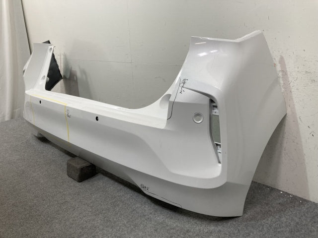 オーラ/AURA FE13/FSNE13 純正 リア バンパー 85022 6XL0H ピュアホワイトパール QAC 日産(138143)