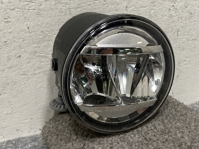 フィット GK3/GK4/GK5/GK6 ハイブリッド/GP5/GP6 純正 後期 右 フォグランプ/フォグライト LED KOITO 114-62242A ホンダ(138168)