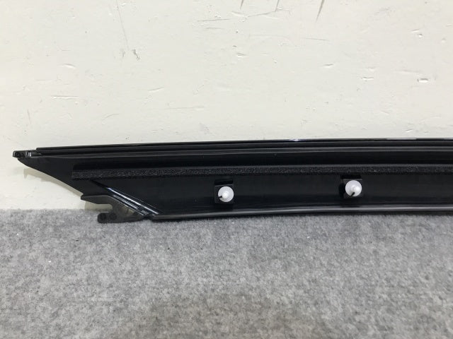 新品!エクストレイル/X-TRAIL T33/SNT33 純正 右 フロント Aピラー パネル 76836 6RA0A 76836-6RA0A ブラック ソリッド 日産(138175)