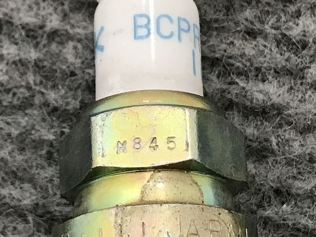 新品!セドリック/グロリア/ブルーバード/フェアレディZ/スカイライン/シルビア 等 NGK スパークプラグ BCPR6ES-11 日産(138290)