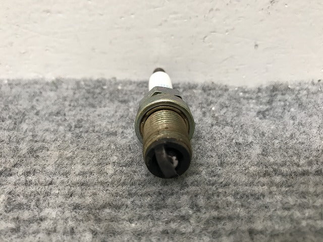 新品!セドリック/グロリア/ブルーバード/フェアレディZ/スカイライン/シルビア 等 NGK スパークプラグ BCPR6ES-11 日産(138294)