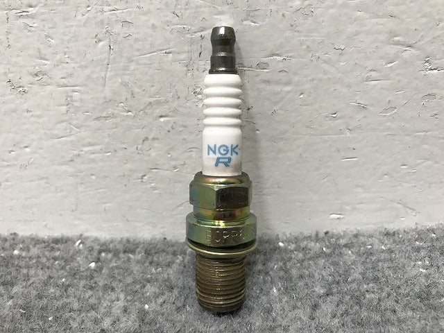 新品!セドリック/グロリア/ブルーバード/フェアレディZ/スカイライン/シルビア 等 NGK スパークプラグ BCPR6ES-11 日産(138297)