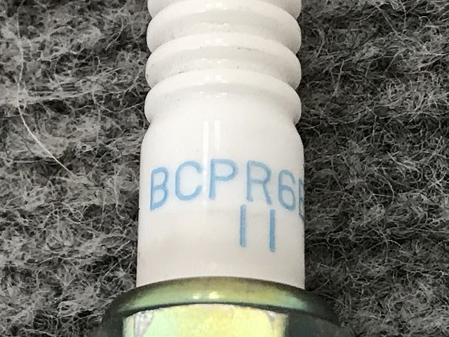 新品!セドリック/グロリア/ブルーバード/フェアレディZ/スカイライン/シルビア 等 NGK スパークプラグ BCPR6ES-11 日産(138297)