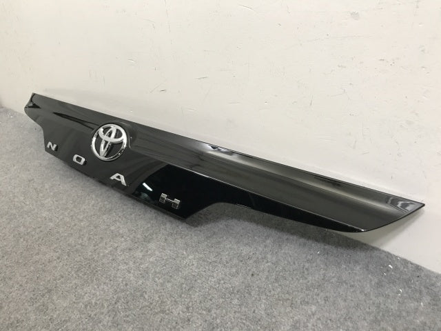 ノア NOAH 90系/MZRA90W/MZRA95W ハイブリッド/ZWR90W/ZWR95W 純正