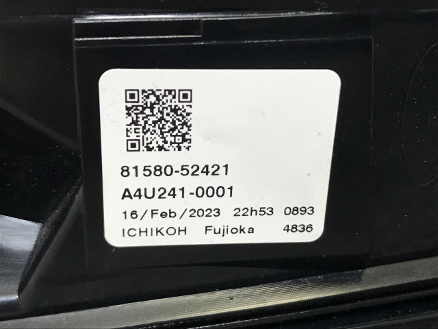 ヤリスクロス MXPB10/MXPB15 ハイブリッド/MXPJ10/MXPJ15 純正 右 フィニッシャーランプ/テールランプ LED 52-332/81580-52421(138341)